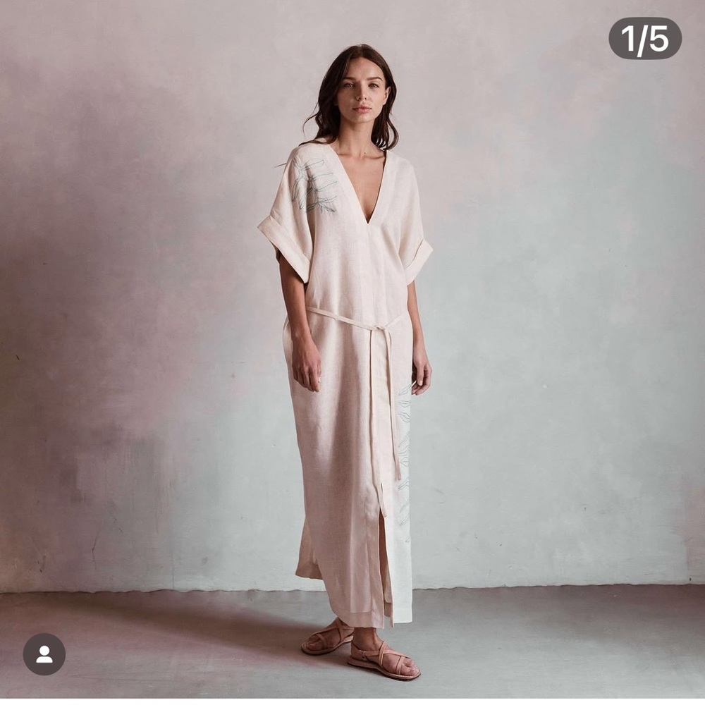 Elegant Cream Linen Maxi Dress